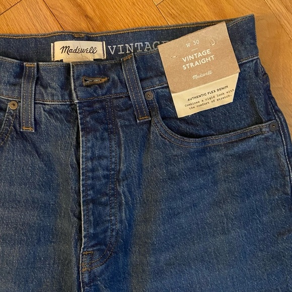 NWT Madewell Vintage Straight Jean in size 30 X 32 - Picture 7 of 11